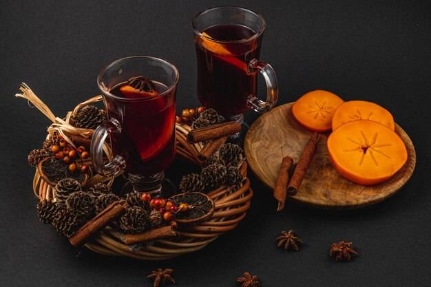 Ile goździków do grzanego wina warto dodać?